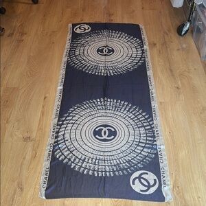 72” x 27” Chanel Lightweight Silk Scarf Shawl Navy Cream